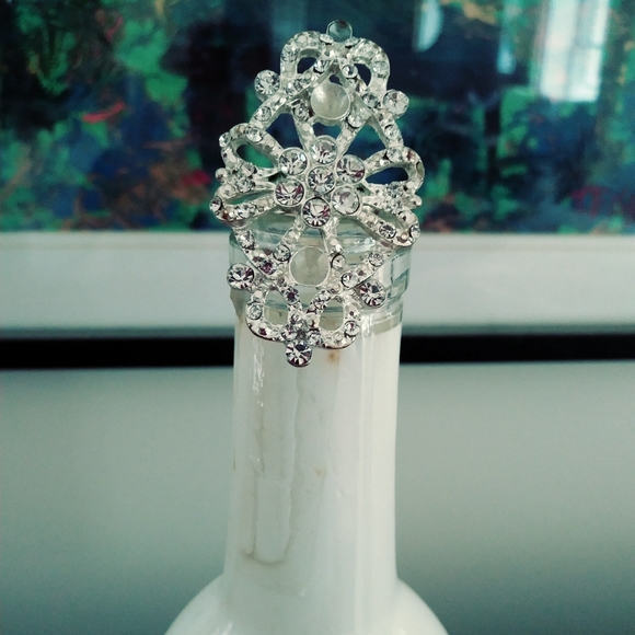 Cubic Zirconia Ring - Picture 1 of 2